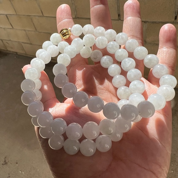 Jade necklace - Picture 5 of 8